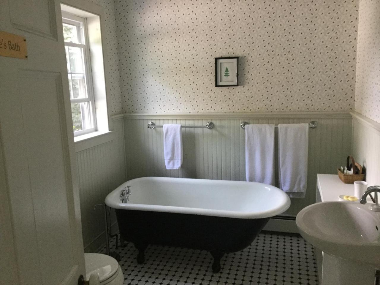 Eddington House Inn North Bennington 外观 照片